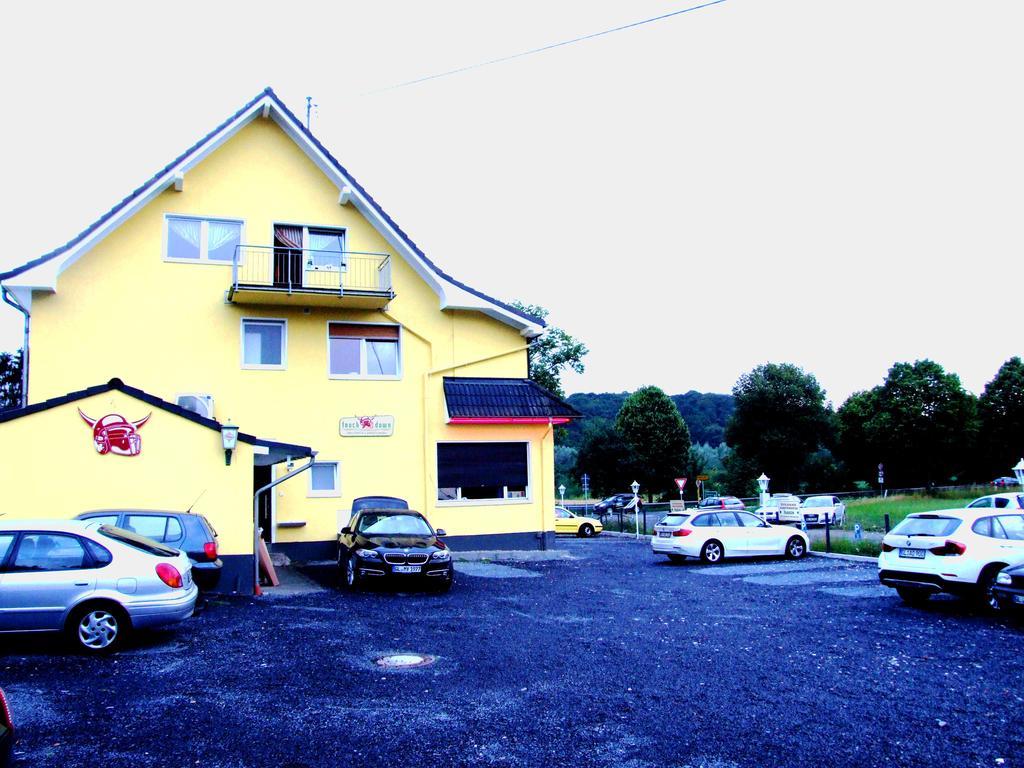 Touch Down Motel Ломар Екстериор снимка